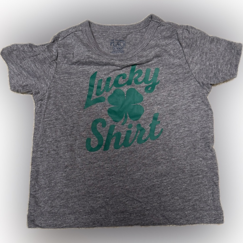 The Children's Place Gray Tee with Green Lucky Design